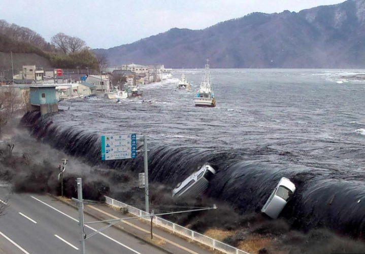 Tsunamis Tsunamis