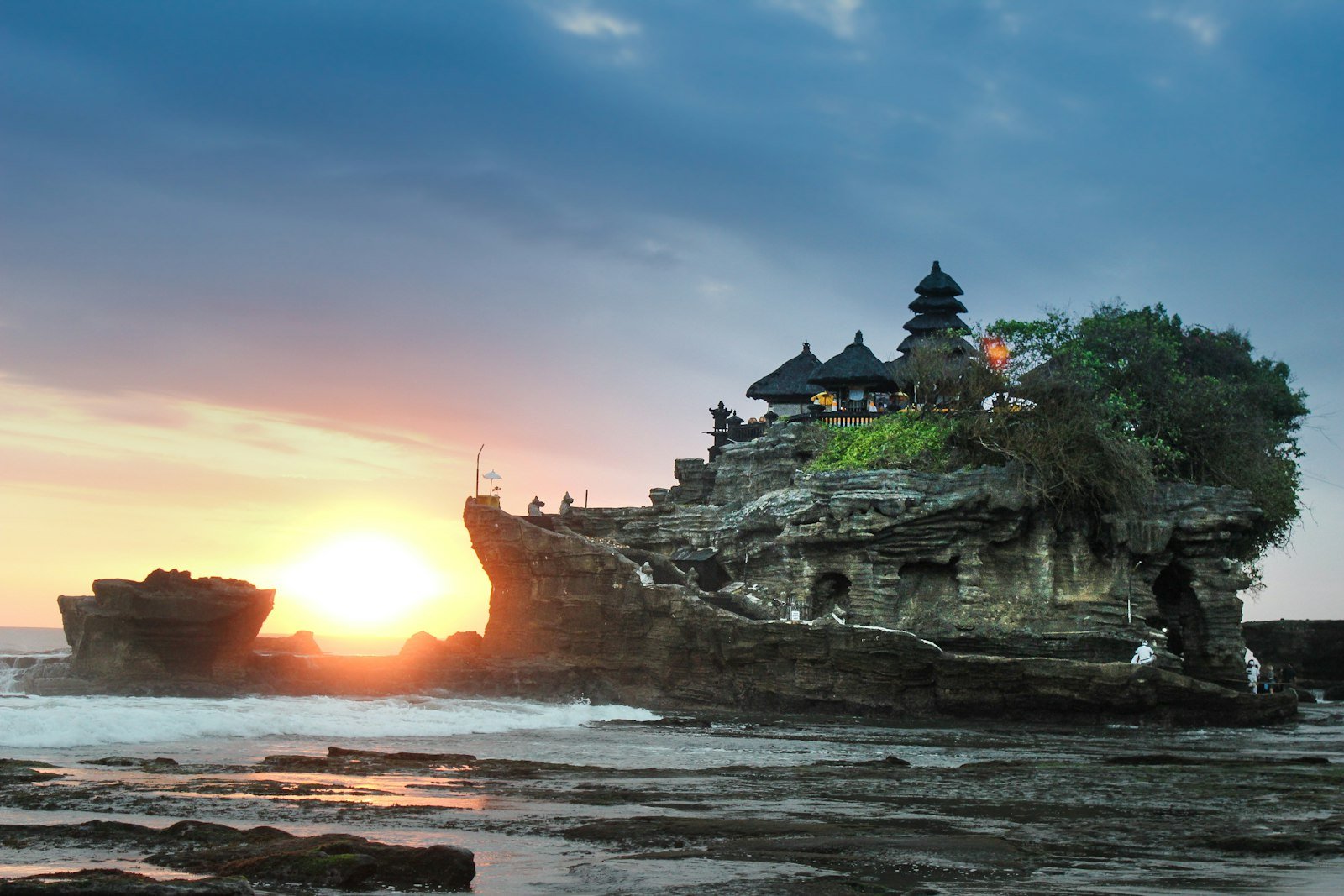 Interesting Cultural Destinations to Explore Beyond Popular Tourist Spots: Living Heritage